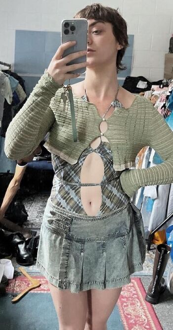 Full leaked Maisie williams private photo