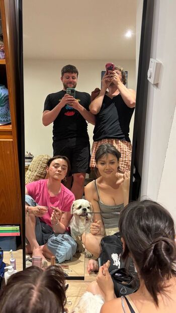 Full leaked Maisie williams private photo