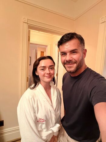 Full leaked Maisie williams page private photo