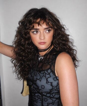Full leaked Maisie williams page private photo