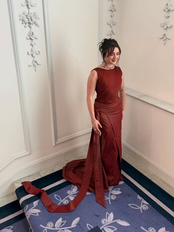 Full leaked Maisie williams page private photo