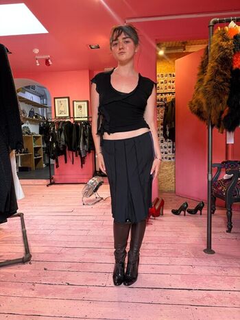 Full leaked Maisie williams page private photo