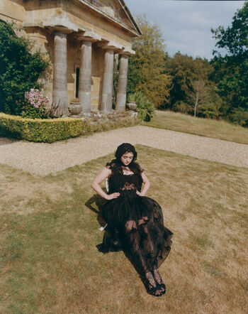 Full leaked Maisie williams private photo