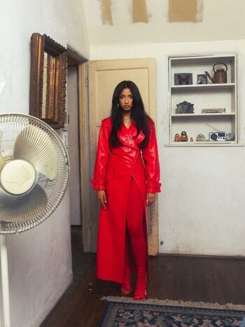 Full leaked Maitreyi ramakrishnan private photo