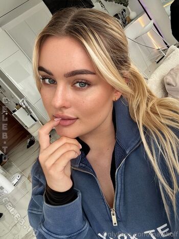 Full leaked Maja holf private onlyfans photo