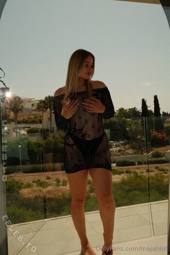 Full leaked Maja holf private photo