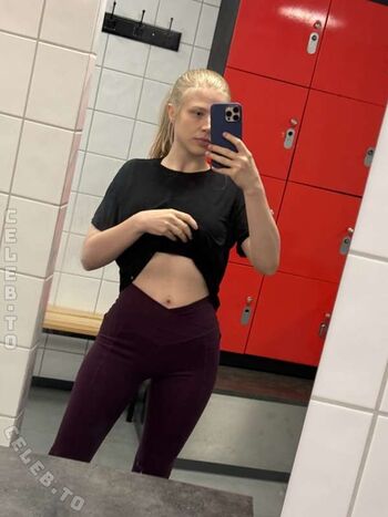 Full leaked Maji private onlyfans photo