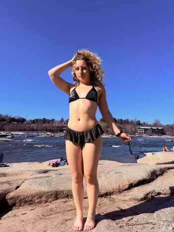 Full leaked Makenna dean private onlyfans photo