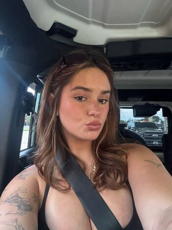 Full leaked Makenzie raine  page private onlyfans photo