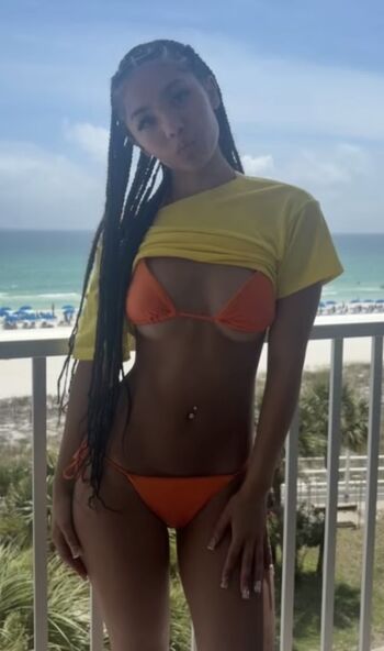Full leaked Makenzie private photo