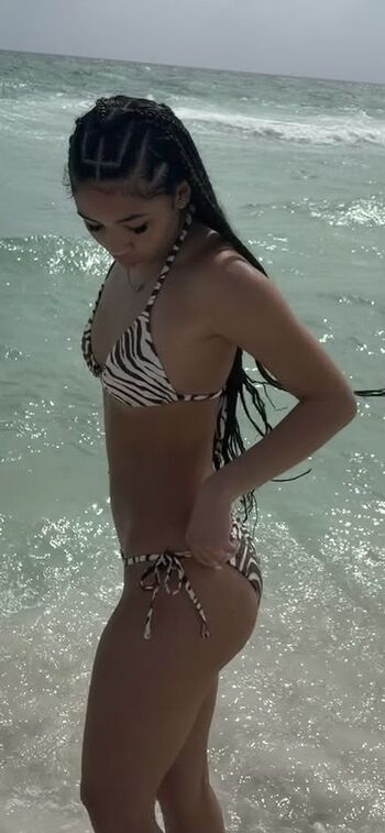 Full leaked Makenzie private photo