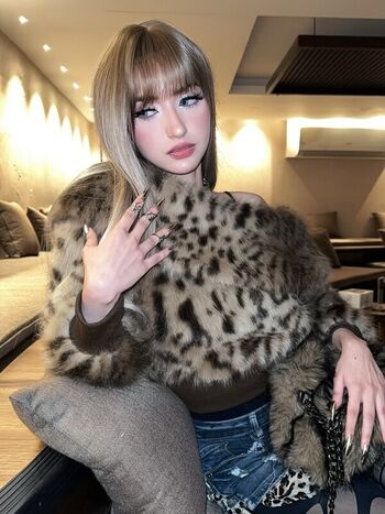 Full leaked Makimaxsan page private photo