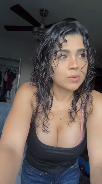 Full leaked Malaikasoffline private photo