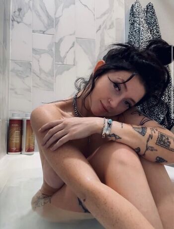 Full leaked Malakyeharris private photo