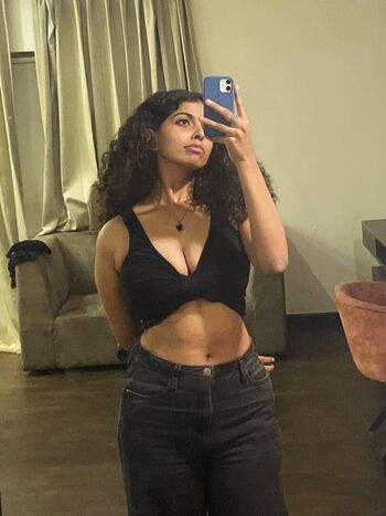 Full leaked Malavika private onlyfans photo