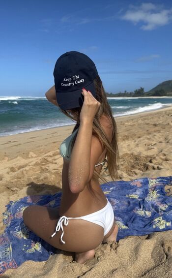 Full leaked Malia jeo private photo
