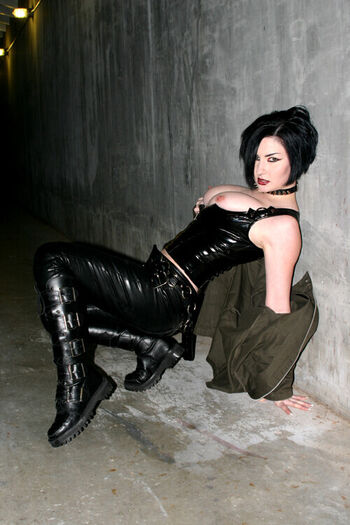 Full leaked Malice amarantine page private onlyfans photo