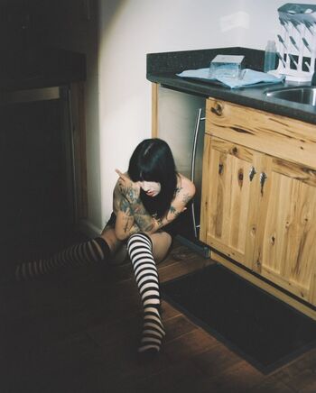 Full leaked Maliciouschina private onlyfans photo