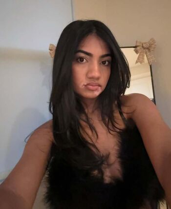 Full leaked Mallika sabnani private onlyfans photo