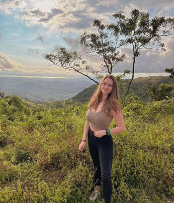 Full leaked Mallory malone private onlyfans photo