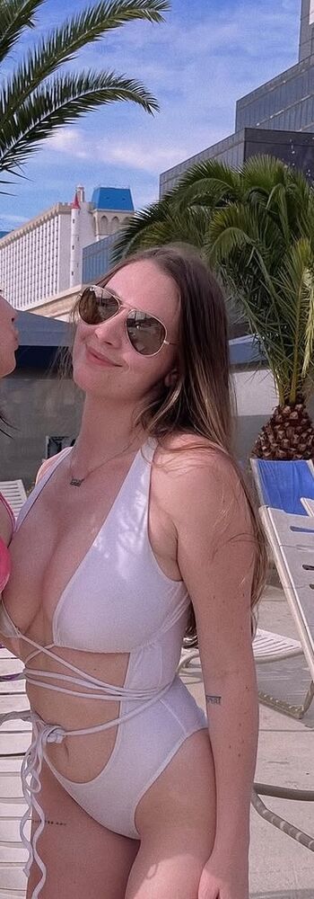 Full leaked Mallory malone private onlyfans photo