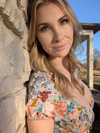 Full leaked Mallory moore private photo