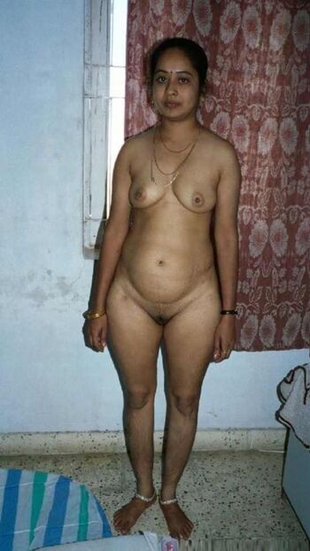 Full leaked Mallu aunty private photo