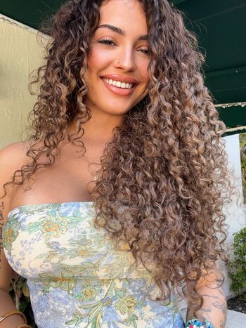 Full leaked Malu trevejo  page private onlyfans photo