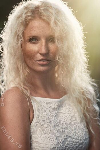 Full leaked Malue mathilde private onlyfans photo