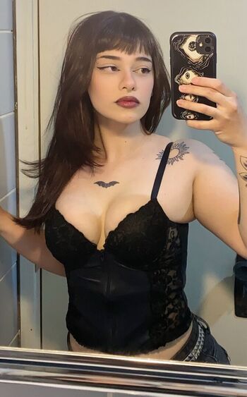 Full leaked Malulu private photo