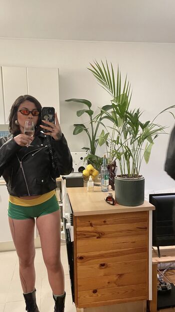 Full leaked Malupxt private onlyfans photo