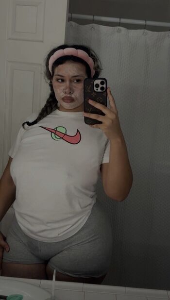 Full leaked Mama e private onlyfans photo