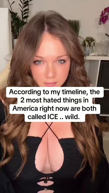 Full leaked Mamabearthree private onlyfans photo