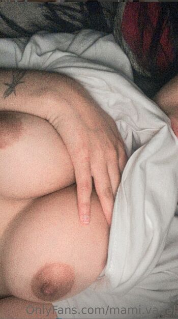 Full leaked Mami vaaal private onlyfans photo