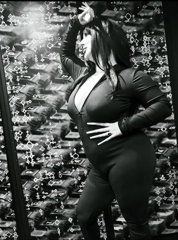 Full leaked Mamiehades private onlyfans photo