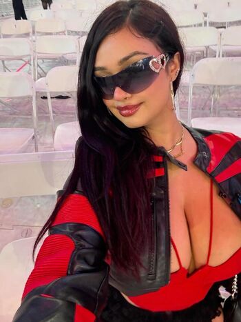 Full leaked Mamikaur private onlyfans photo