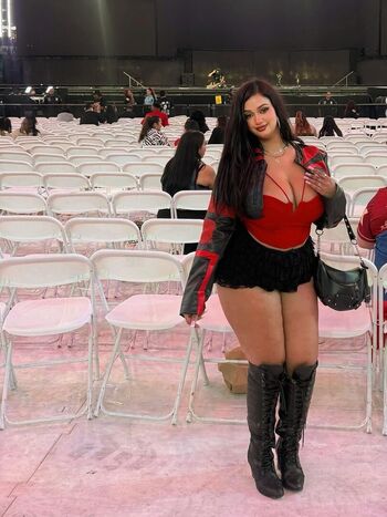 Full leaked Mamikaur private onlyfans photo