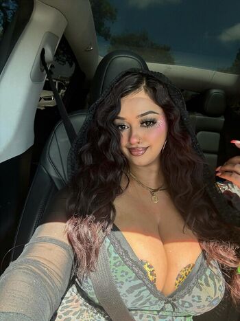 Full leaked Mamikaur private photo