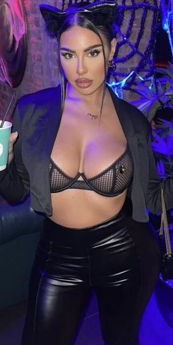 Full leaked Mandi vakili private onlyfans photo