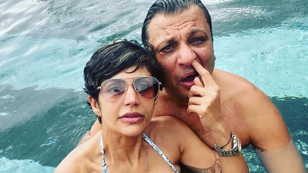 Full leaked Mandira bedi private photo