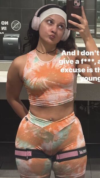 Full leaked Mangowoman private photo
