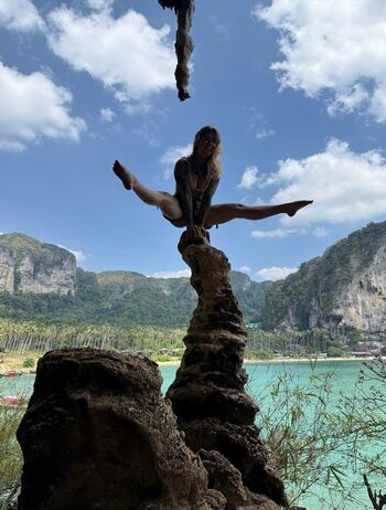 Full leaked Manic matilda page private onlyfans photo