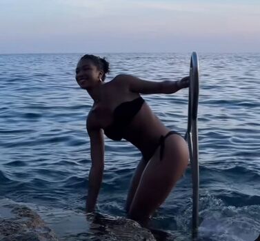 Full leaked Manon bresch private photo