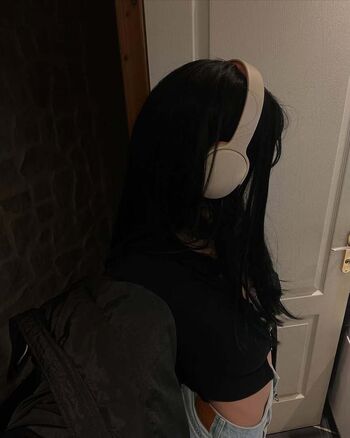 Full leaked Manon lara private onlyfans photo