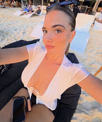 Full leaked Manonjkrr private photo
