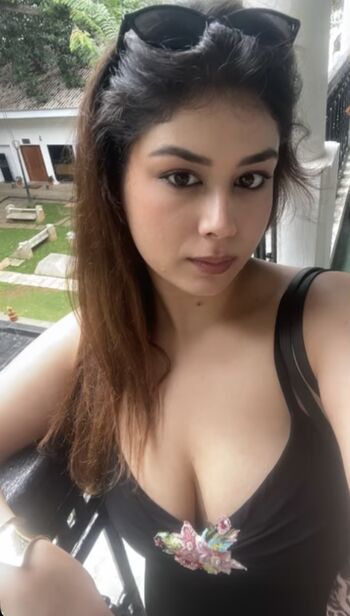 Full leaked Mansi dasila private onlyfans photo