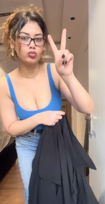 Full leaked Mansi dasila private onlyfans photo