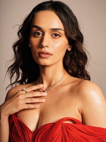 Full leaked Manushi chhillar private photo