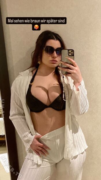Full leaked Mara ambronn private onlyfans photo