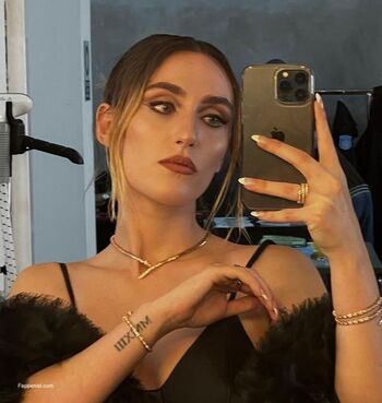 Full leaked Mara sattei private onlyfans photo